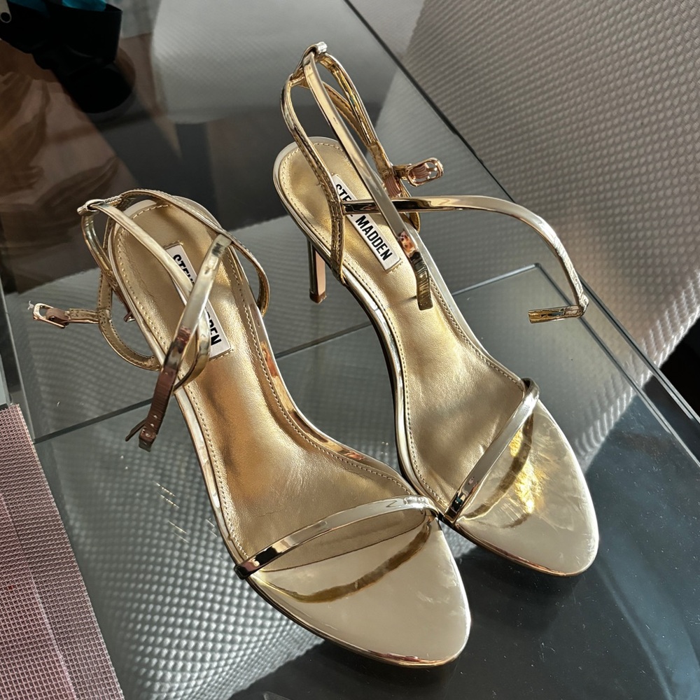 Steve Madden gold heels